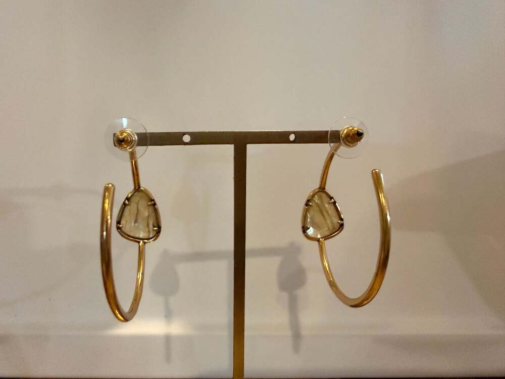 Kendra Scott Margot Hoop Earrings in Gold with Stone Accent - Picture 4 of 7